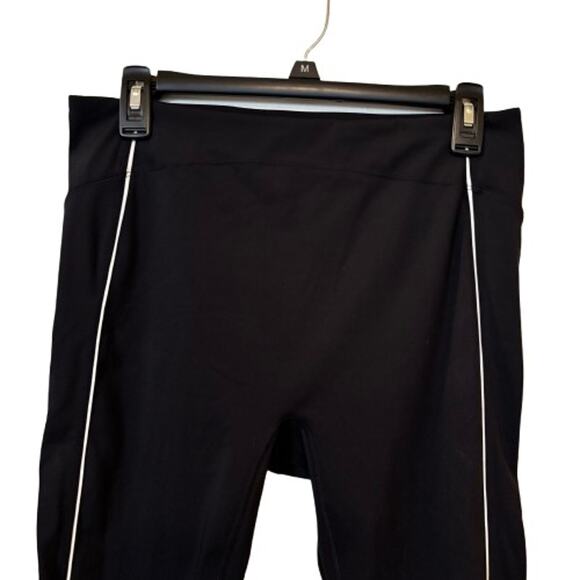 Ladies Motion 365 Made by Fabletics Athletic‎ Piped Black Leggings - Picture 3 of 6